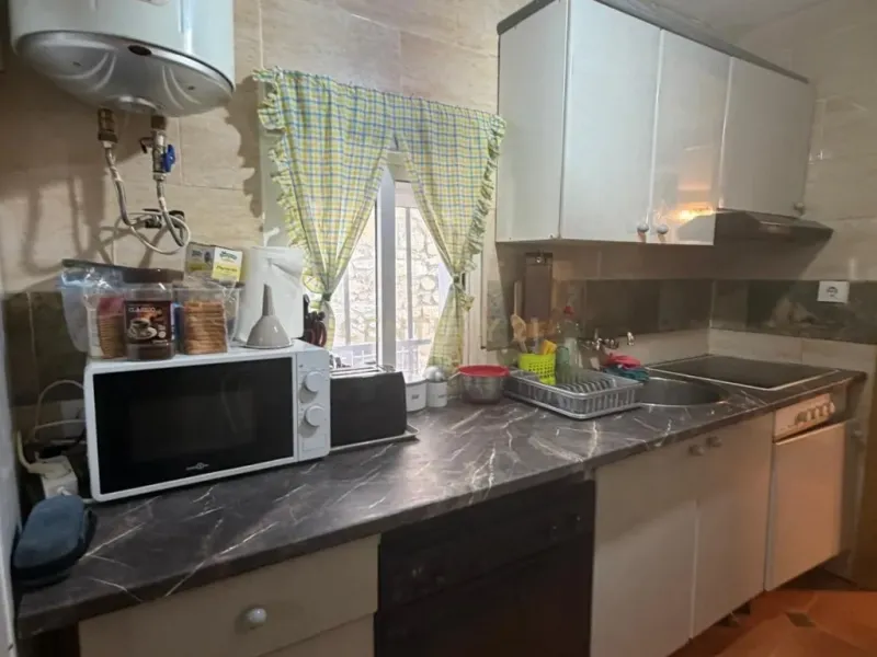 Casa y parcela rústica en Plasenzuela, situada entre Cáceres y Trujillo_ Plasenzuela