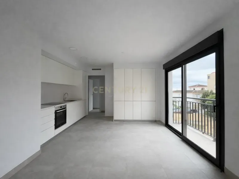 Apartamento a estrenar en alquiler en Benissa con vistas al mar, parking y trastero