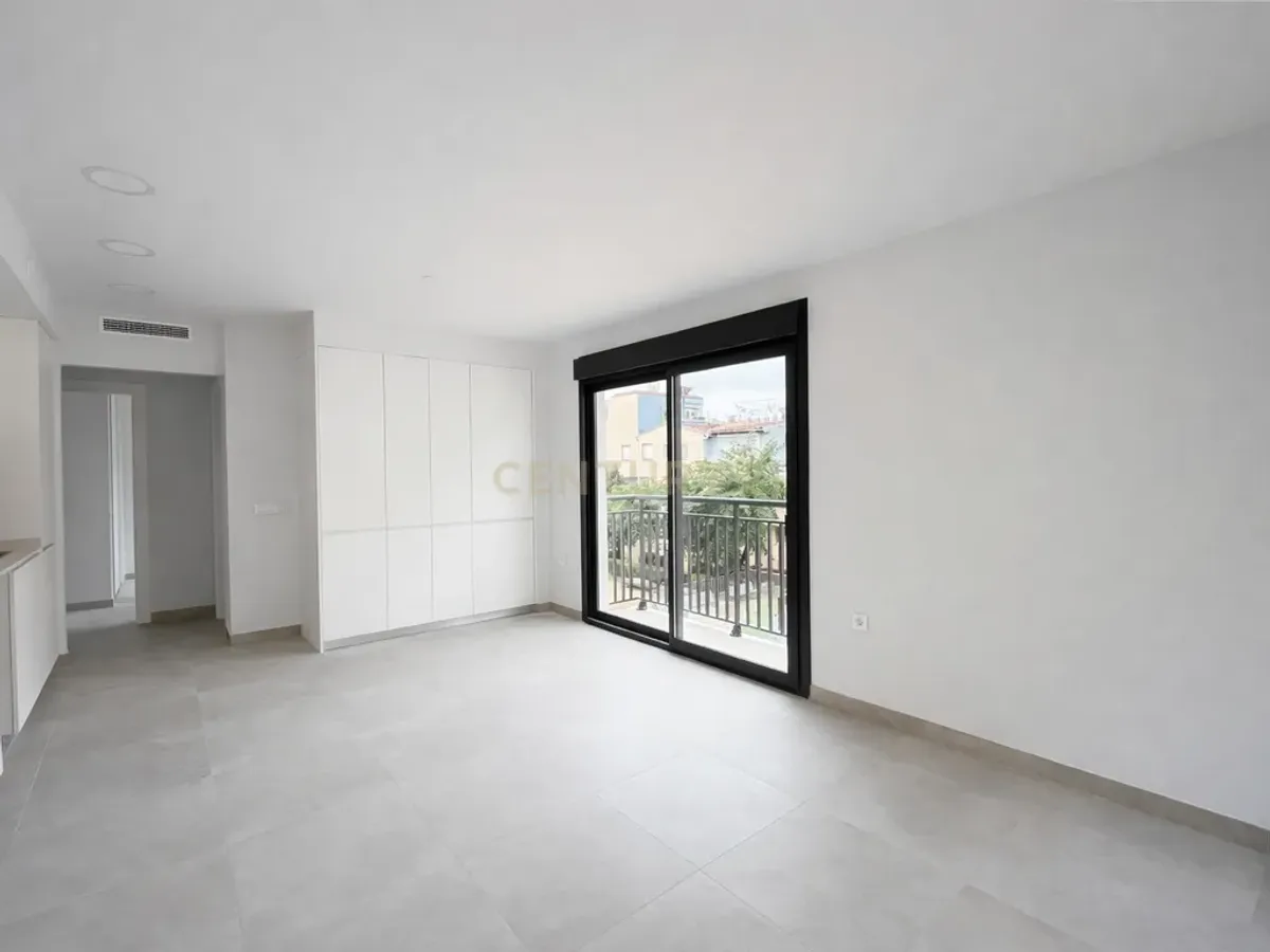 Apartamento a estrenar en alquiler en Benissa con vistas al mar, parking y trastero