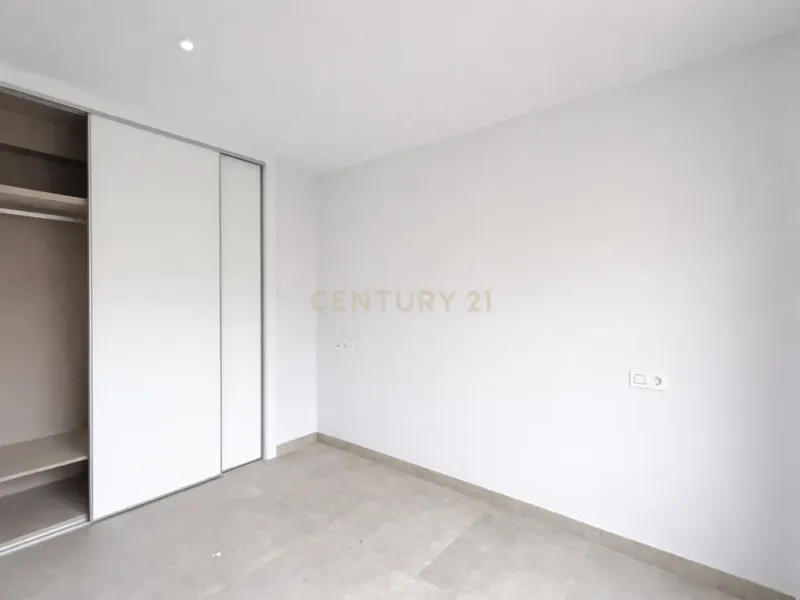 Apartamento a estrenar en alquiler en Benissa con vistas al mar, parking y trastero