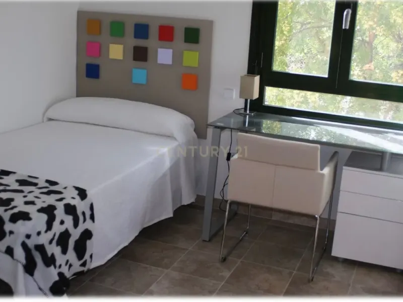 Residencia de Estudiantes – Pinares Llanos (Móstoles)