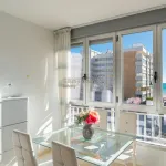 Moderno apartamento en Fuengirola, Málaga con vistas al mar 2