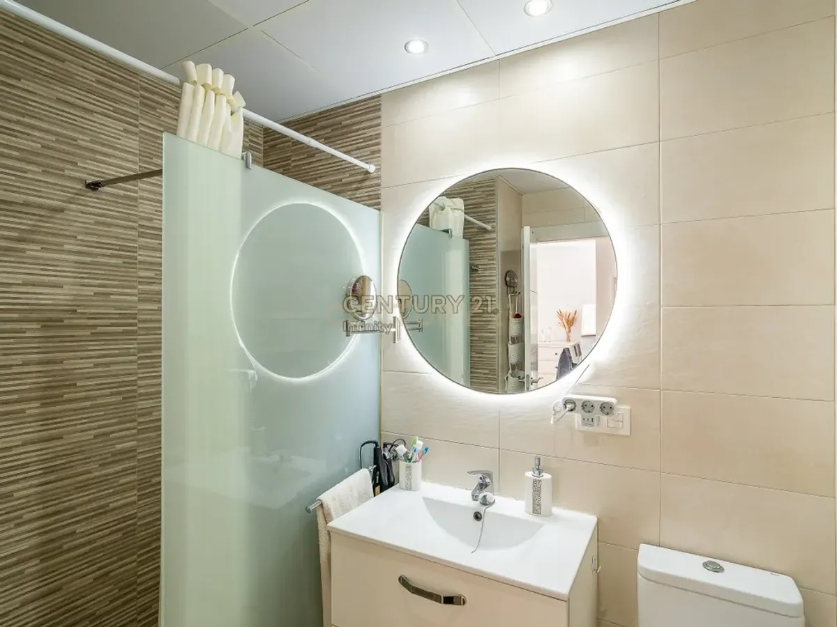 Moderno apartamento en Fuengirola, Málaga con vistas al mar