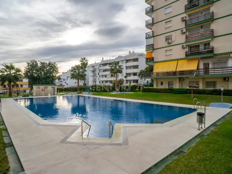 Acogedor estudio con licencia vacacional junto al Parque de la Paloma – Benalmádena