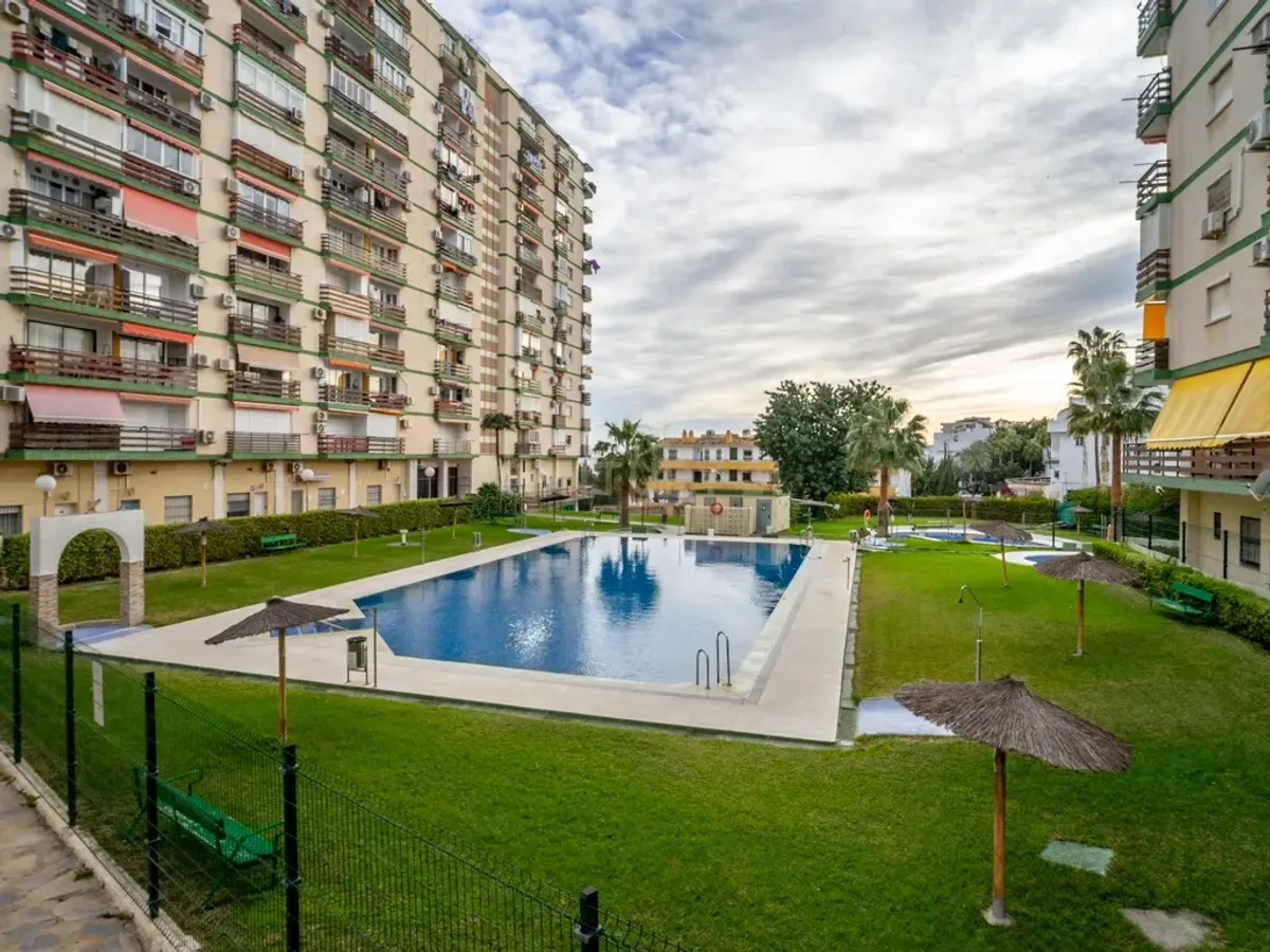 Acogedor estudio con licencia vacacional junto al Parque de la Paloma – Benalmádena