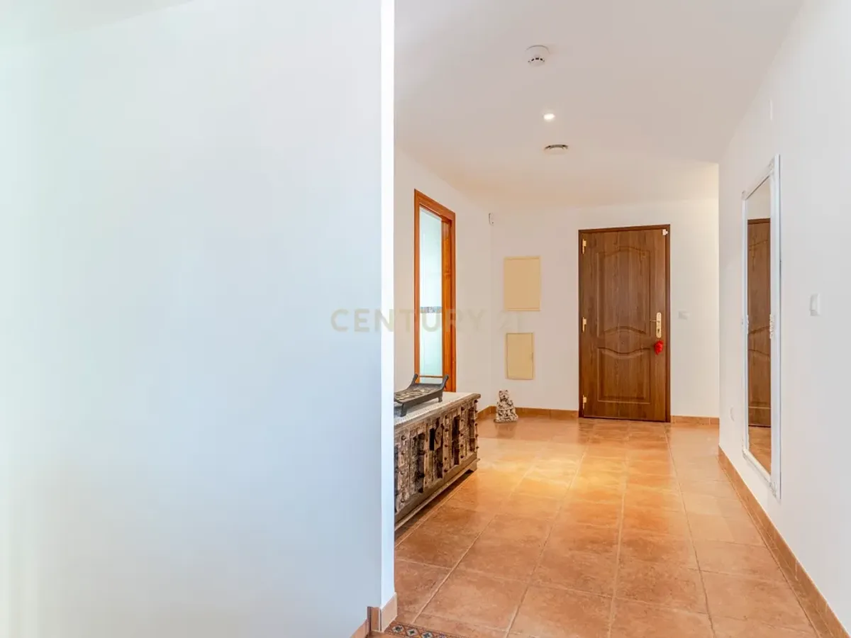 MAGNIFICA PROPIEDAD EN EL MISMO PUEBLO DE ALMUÑECAR