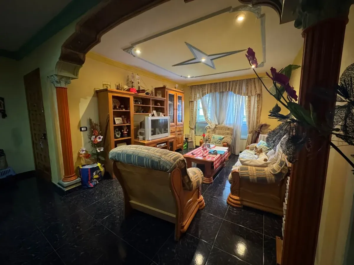 PISO CÓMODO Y FUNCIONAL EN LA ZONA DE CARRIZAL