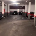 Plaza de aparcamiento casi nueva en Barcelona, Cataluña 5