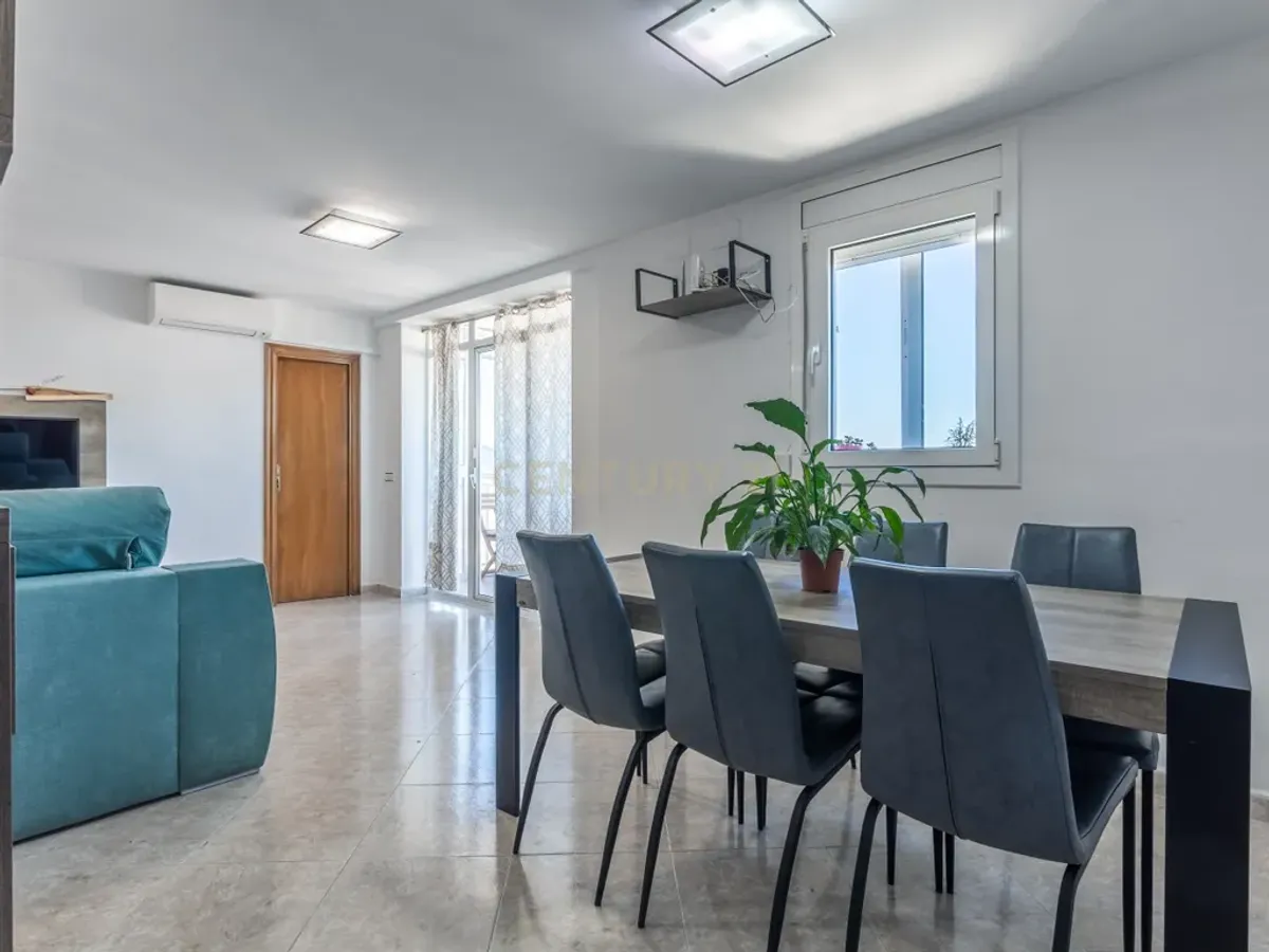 ÁTICO CON VISTAS PANORÁMICAS