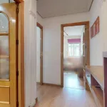 Piso reformado con gran terraza 6