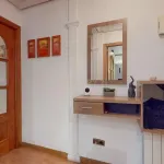 Piso reformado con gran terraza 12