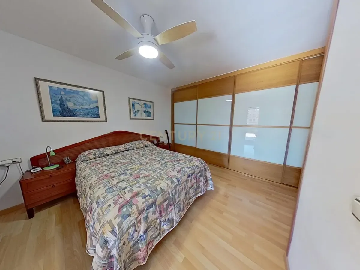 EXCLUSIVA VIVIENDA TOTALMENTE REFORMADA Y TODO EXTERIOR EN CRUZ DE HUMILLADERO – MÁLAGA