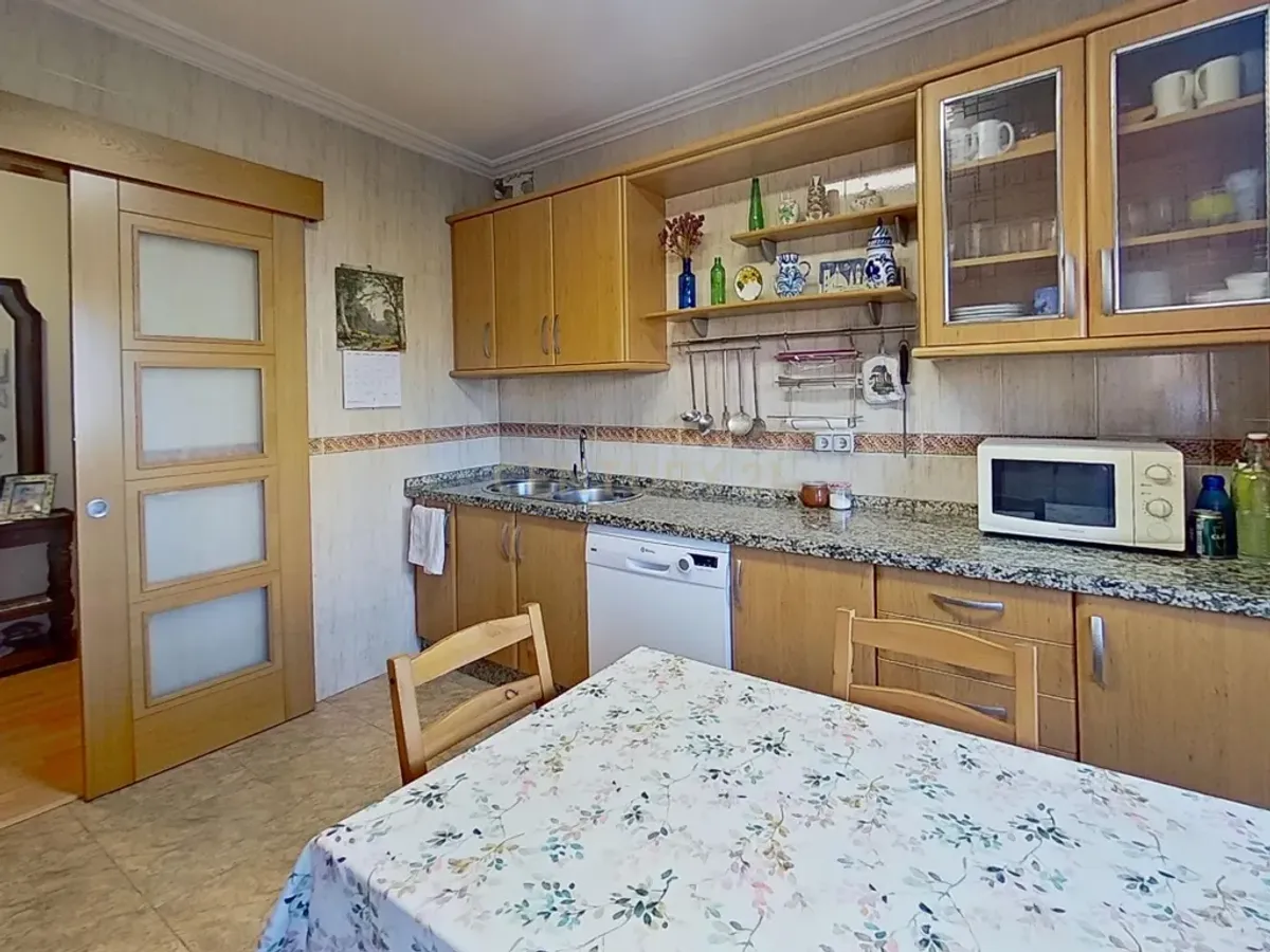 EXCLUSIVA VIVIENDA TOTALMENTE REFORMADA Y TODO EXTERIOR EN CRUZ DE HUMILLADERO – MÁLAGA