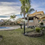 ✨ Villa Independiente de Lujo con Vistas al Mar en Benalmádena Costa 4