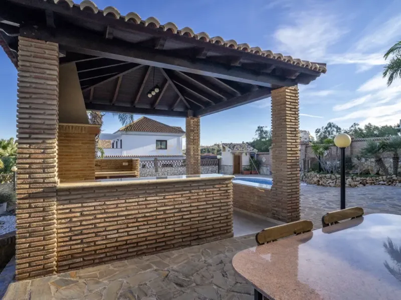 ✨ Villa Independiente de Lujo con Vistas al Mar en Benalmádena Costa