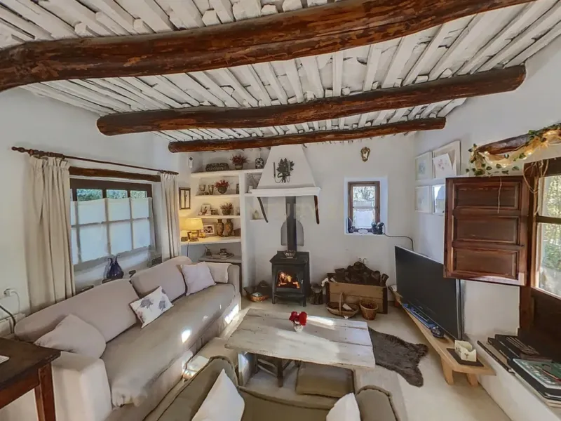 Cortijo histórico en explotación con alto caché turístico – Inversión premium en La Alpujarra Granadina