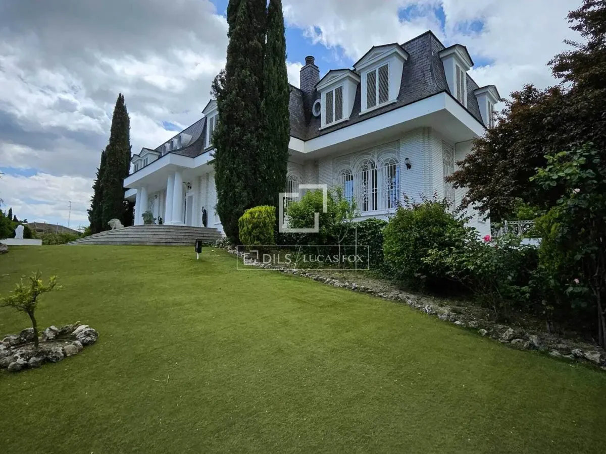 House / Villa for sale in Pozuelo, Madrid