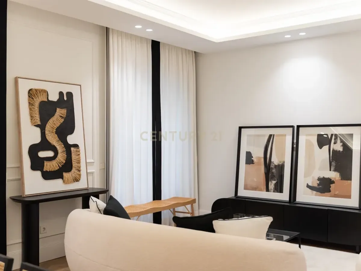 PISO REFORMADO Y AMUEBLADO JUNTO A PLAZA MARQUES DE SALAMANCA