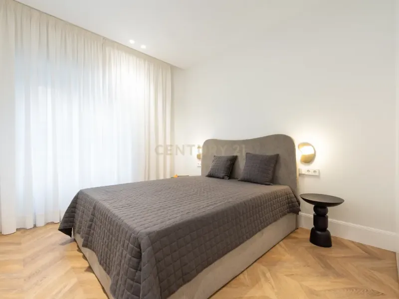 PISO REFORMADO Y AMUEBLADO JUNTO A PLAZA MARQUES DE SALAMANCA