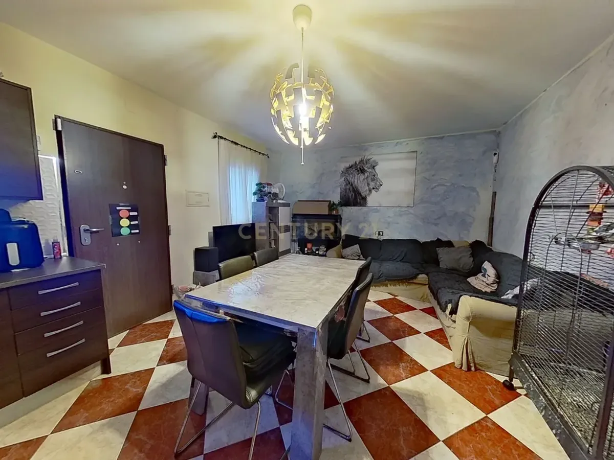 Exclusiva finca rústica con dos viviendas y vistas panorámicas en Estación de Cártama