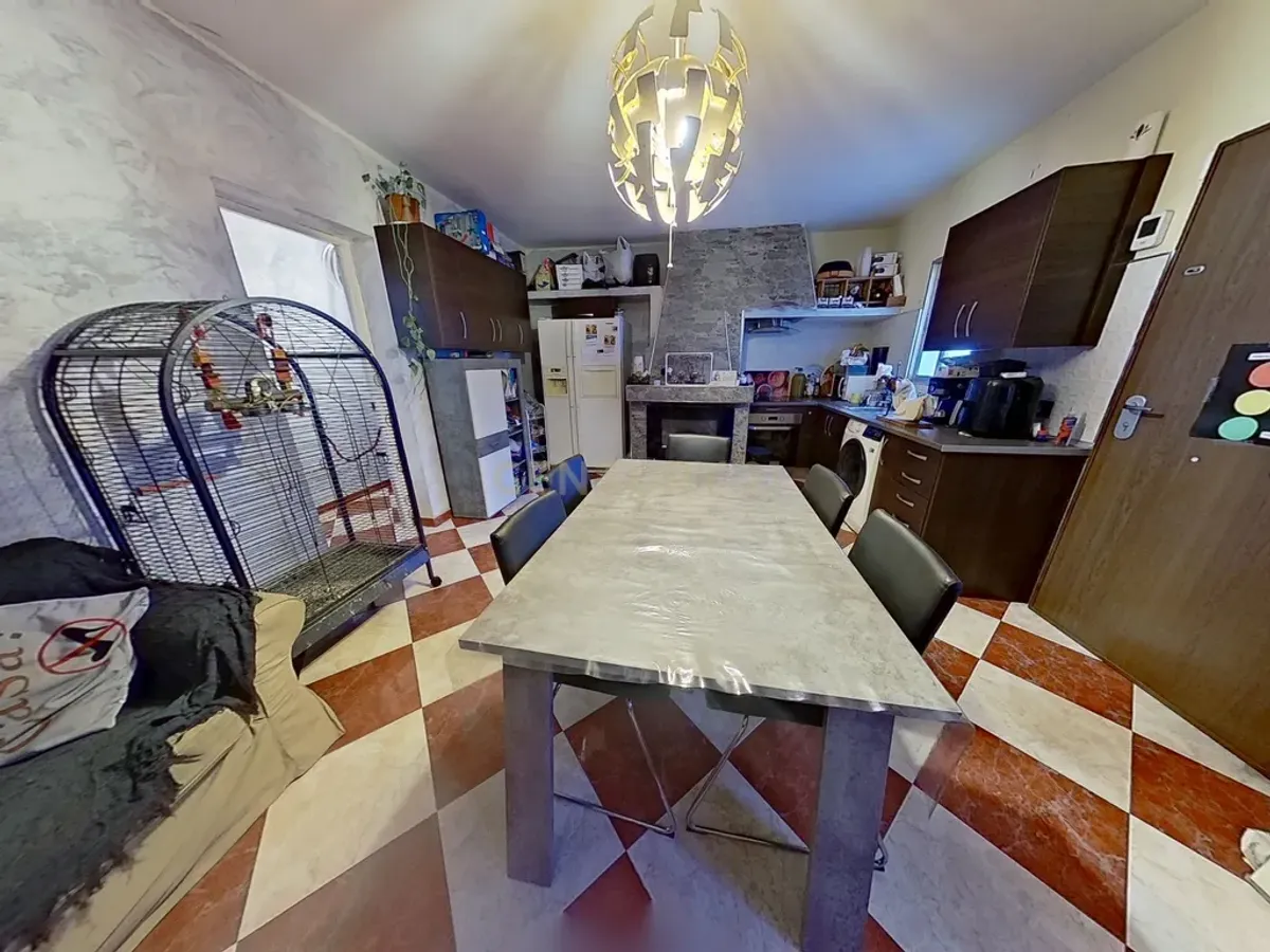 Exclusiva finca rústica con dos viviendas y vistas panorámicas en Estación de Cártama