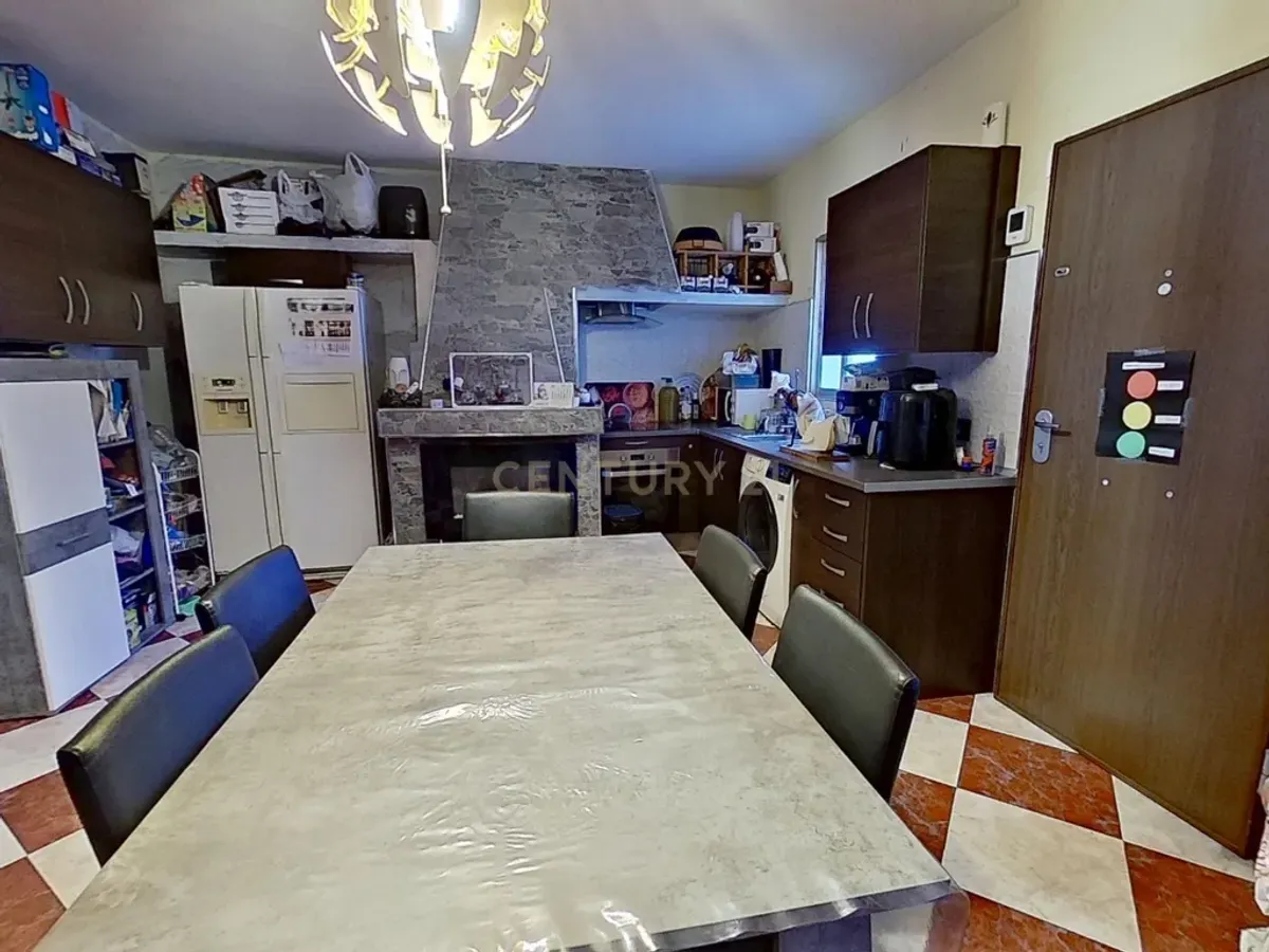 Exclusiva finca rústica con dos viviendas y vistas panorámicas en Estación de Cártama