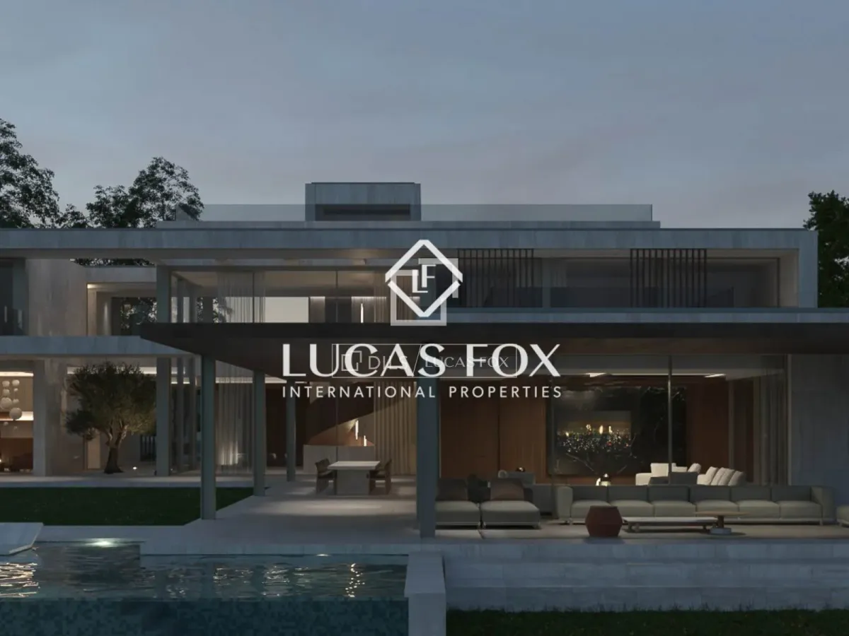 Plot for sale in La Moraleja, Madrid