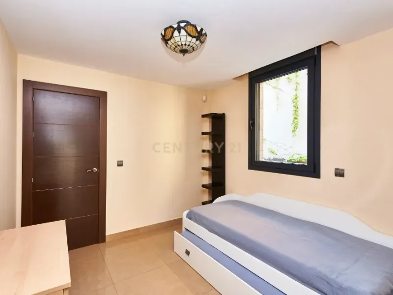 Un hogar para disfrutar de las vistas, la luz y la tranquilidad en La Zubia