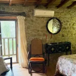 Encanto rural en venta: casa adosada con licencia turística en el corazón de la Sierra de Gata. 7