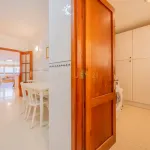 VENDO AMPLIA VIVIENDA LUMINOSA EN ESQUINA 6