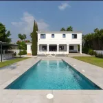 VILLA AMPLIA CON PRIVACIDAD EN NUEVA ANDALUCÍA 6