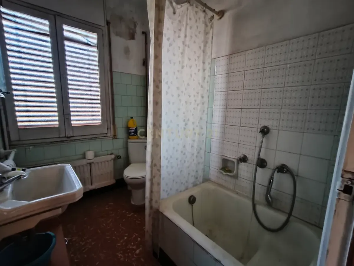 Casa pareada con jardín, terrazas y vistas a Montserrat | Ideal para familias que buscan calidad de vida