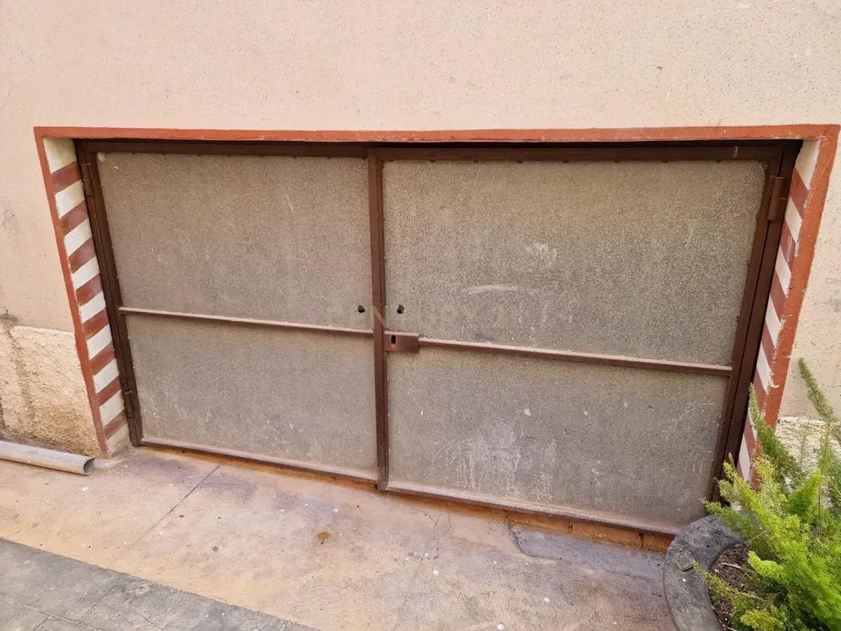 Local comercial con almacén en el centro histórico del casco antiguo de Calpe