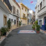 Local comercial con almacén en el centro histórico del casco antiguo de Calpe 14