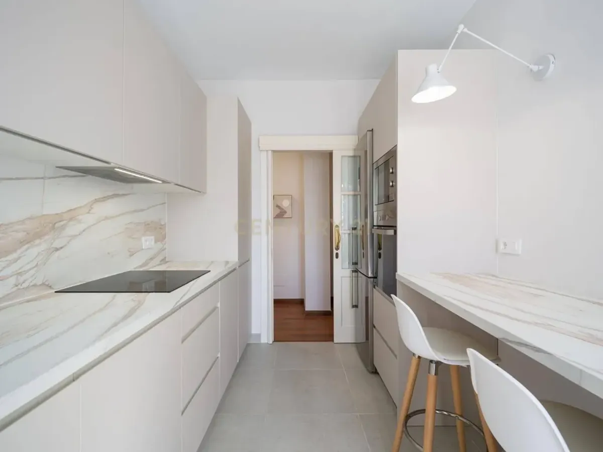 Piso moderno de 3 dormitorios junto a las Canteras