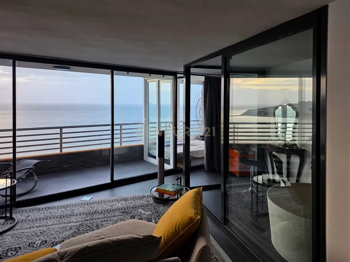 Residencia de lujo en primera linea con vistas infinitas al Mediterráneo - Albufereta, Alicante