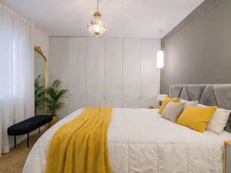 Apartamento reformado a 100 m del mar en Los Boliches