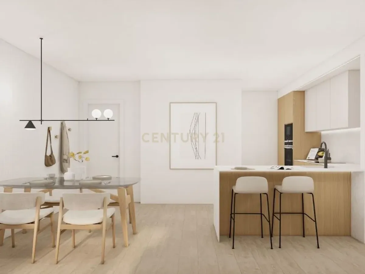 Planta baja para estrenar con patio privado en la Creu de Barberà - Sabadell