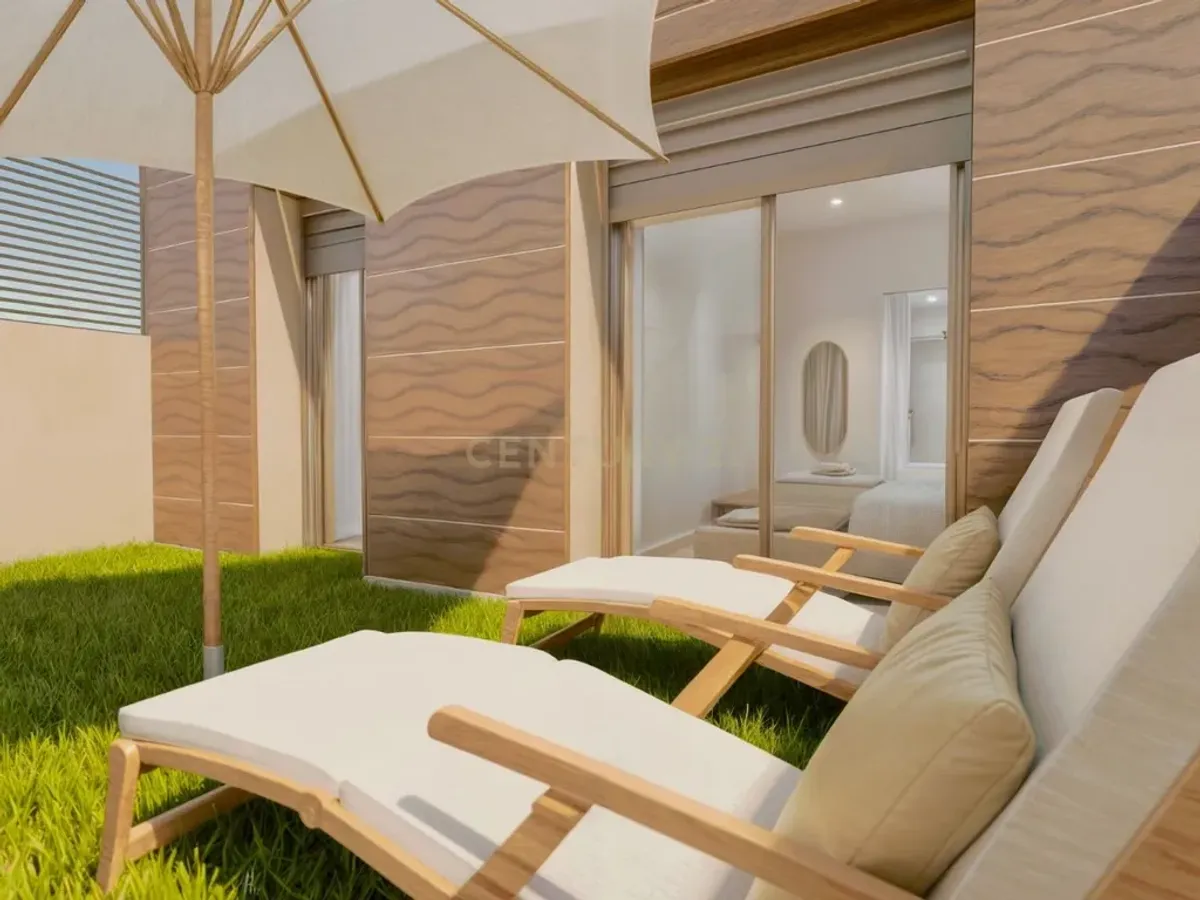 Planta baja a estrenar con gran patio en Jaume Pinent, Barcelona