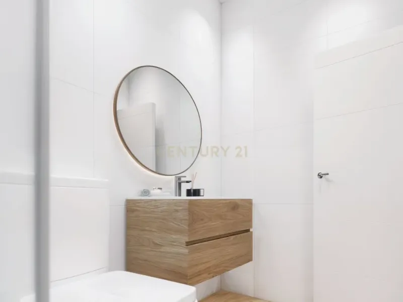 Planta baja a estrenar con gran patio en Jaume Pinent, Barcelona