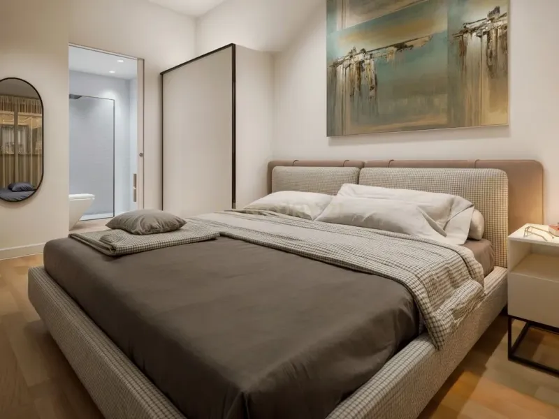 Planta baja a estrenar con gran patio en Jaume Pinent – Barcelona