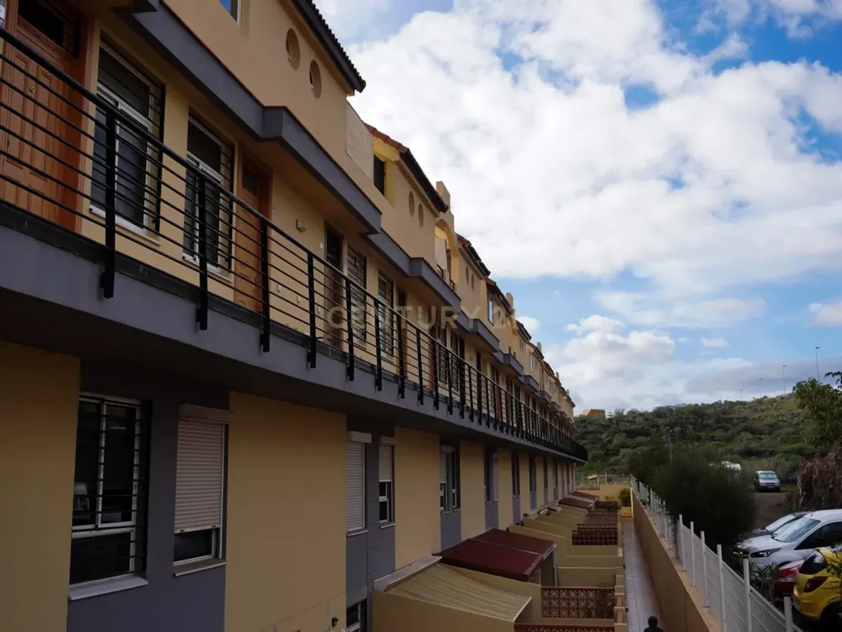 Tríplex en Venta en Av. Marítima, Candelaria