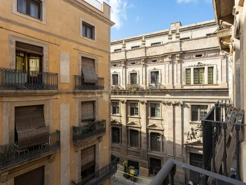 Exclusividad histórica en el corazón del Gòtic – Calle Fusteria