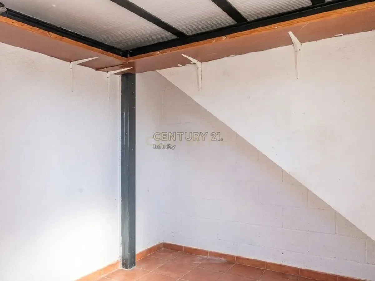 Casa en venta en Torremuelle, Benalmádena – Ubicación estratégica y alto potencial