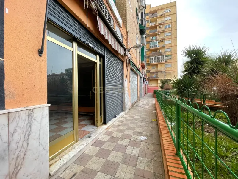 ¡OPORTUNIDAD! Local con grandes posibilidades