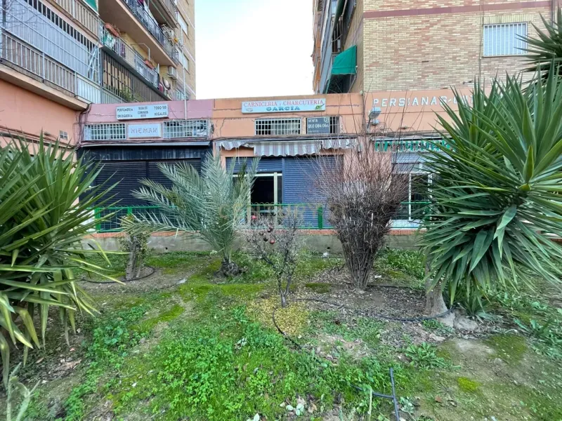 ¡OPORTUNIDAD! Local con grandes posibilidades