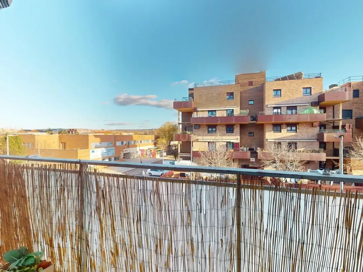 Piso en la  Avenida de Madrid,  en Azuqueca de Henares