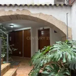 Oportunidad de inversión en el Casco Antiguo de Cáceres, apartamento con piscina, jardín y garage. 8
