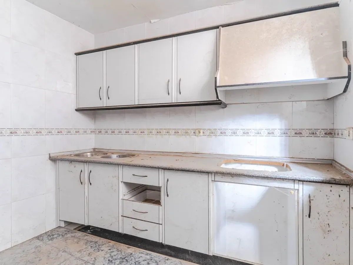 Casa para reformar en Velez de Benaudalla