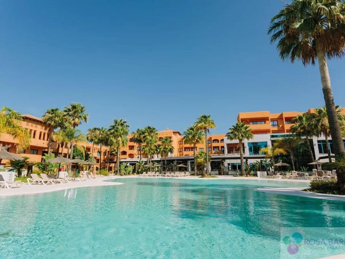 For sale of apartment in Benahavís, Bel Air